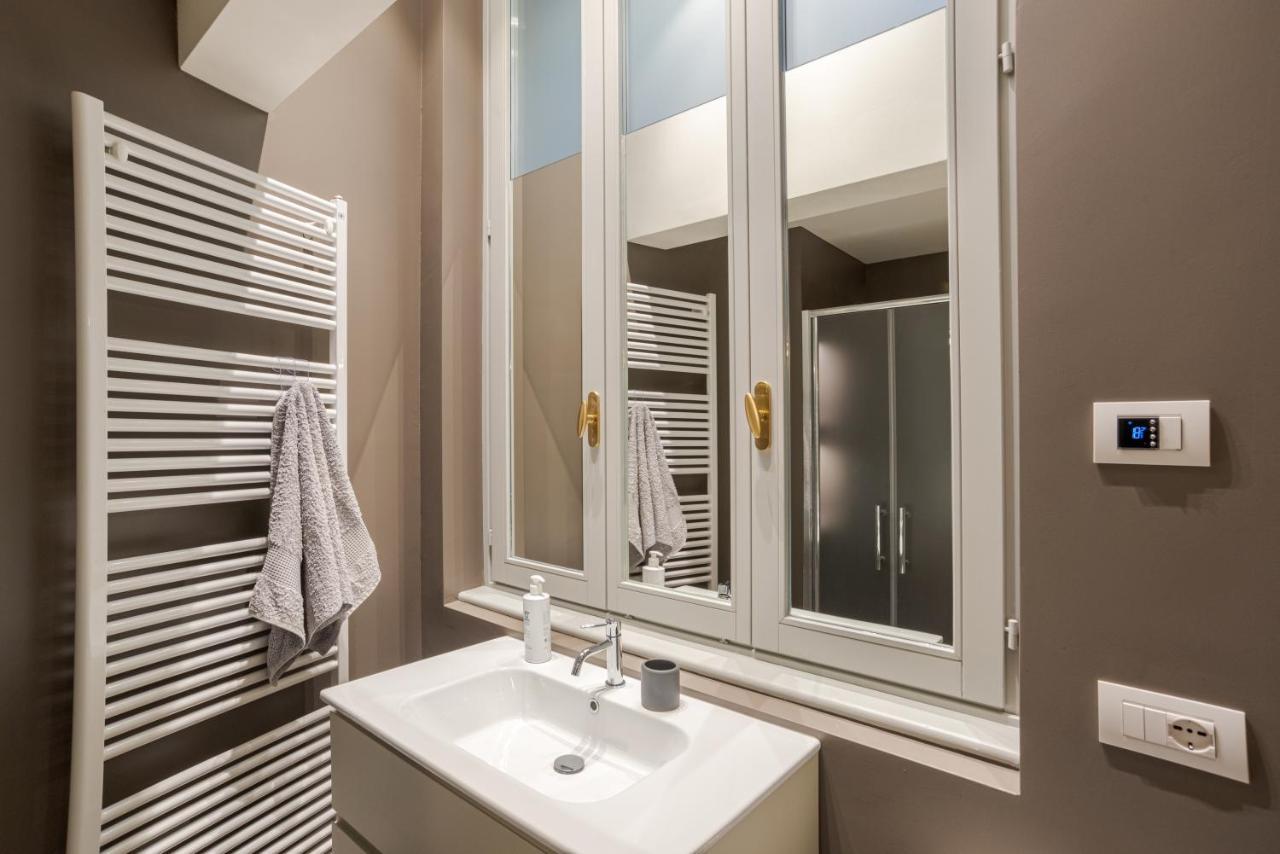 Suite Broletto - By Myhomeincomo Eksteriør bilde