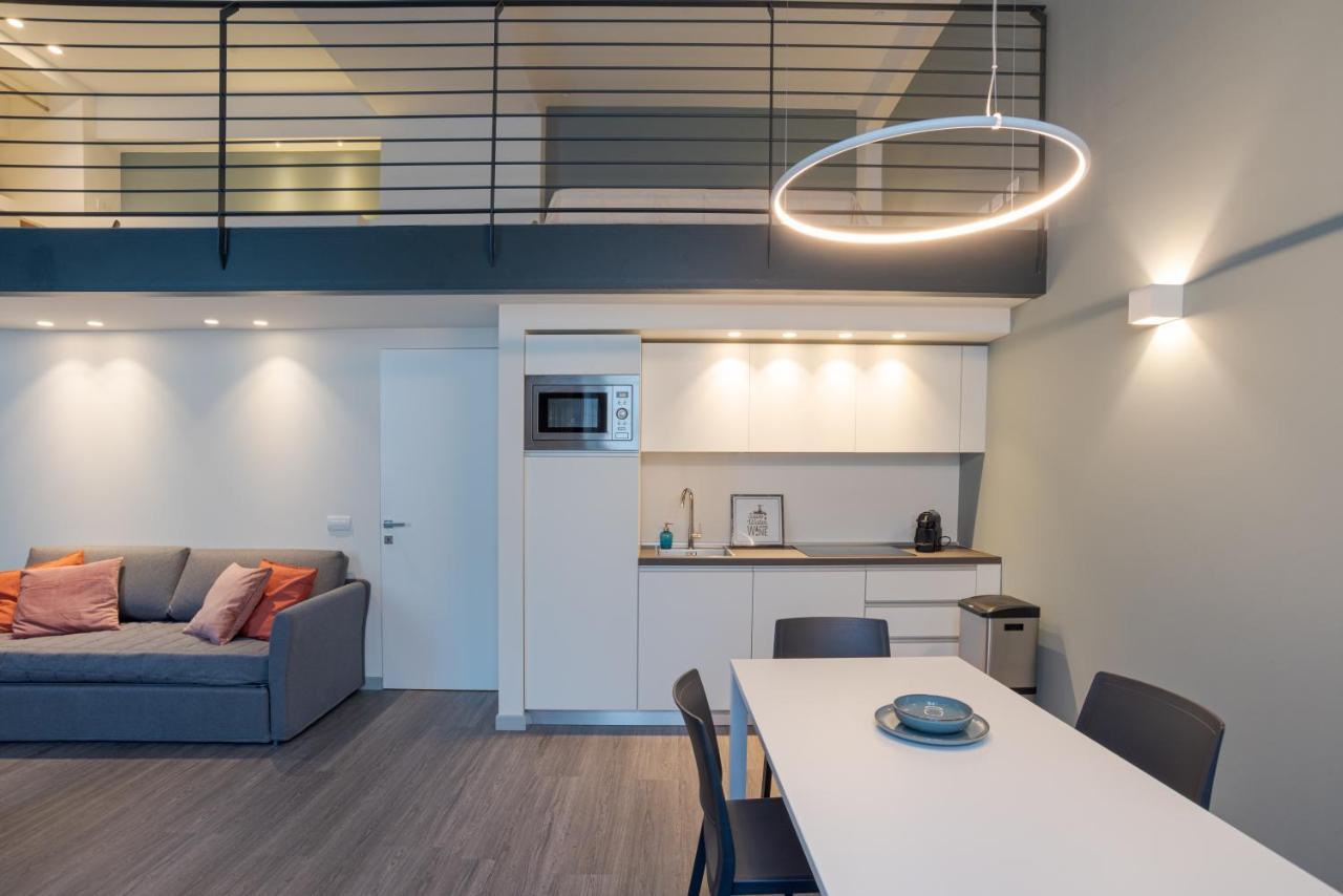 Suite Broletto - By Myhomeincomo Eksteriør bilde